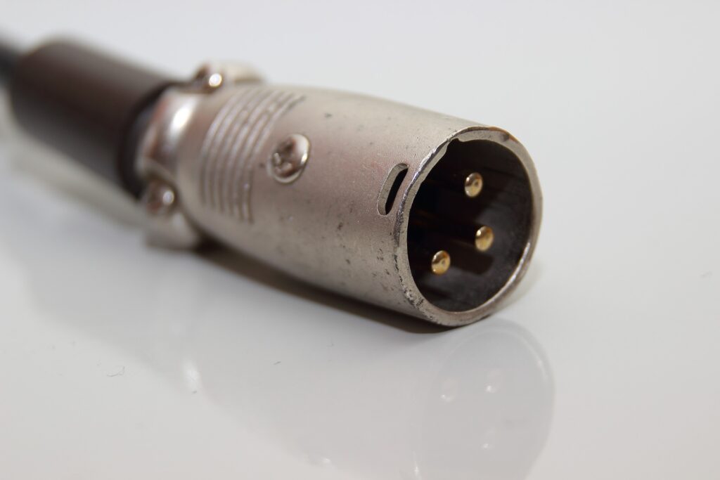 Zepsuty kabel mikrofonowy XLR